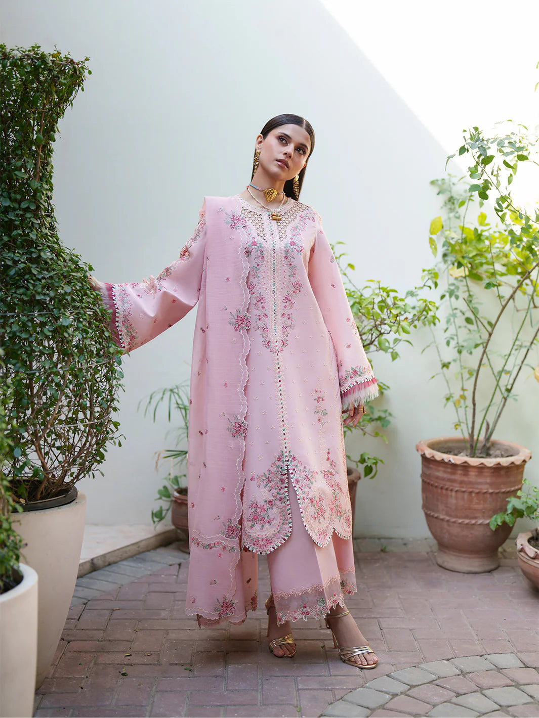 BIN ILYAS-LUXURY LAWN 176-B unstitched suit - view 3