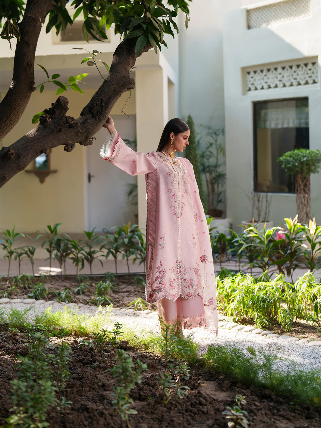 BIN ILYAS-LUXURY LAWN 176-B unstitched suit - view 5