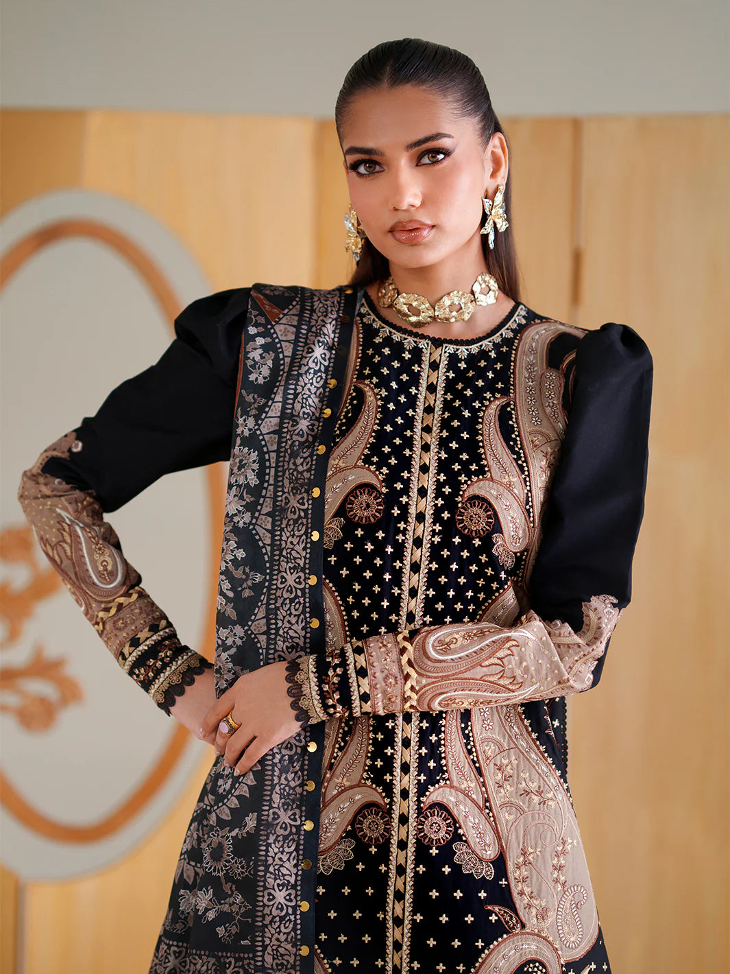 BIN ILYAS-LUXURY LAWN 185-B unstitched suit - view 5