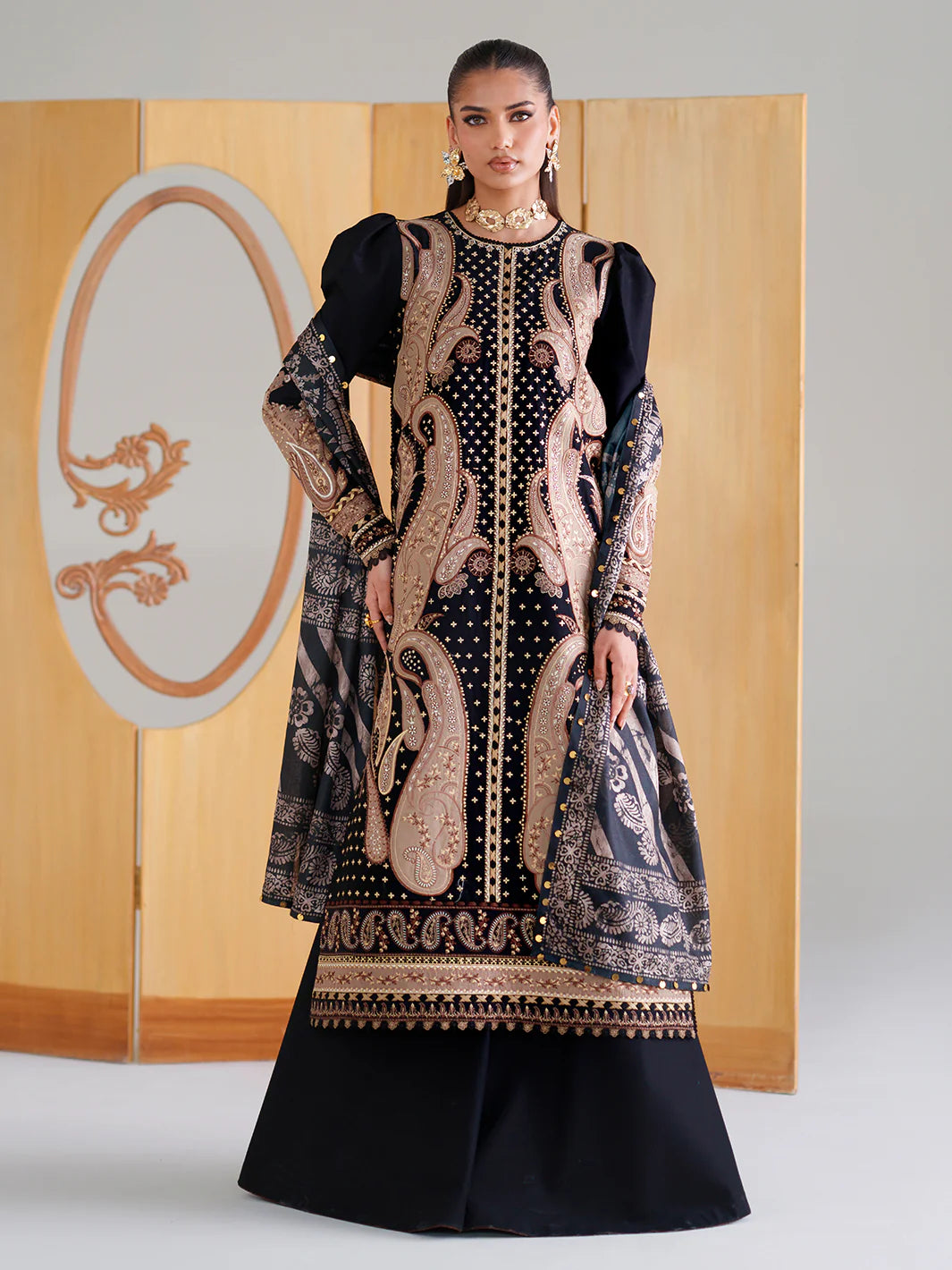BIN ILYAS-LUXURY LAWN 185-B unstitched suit