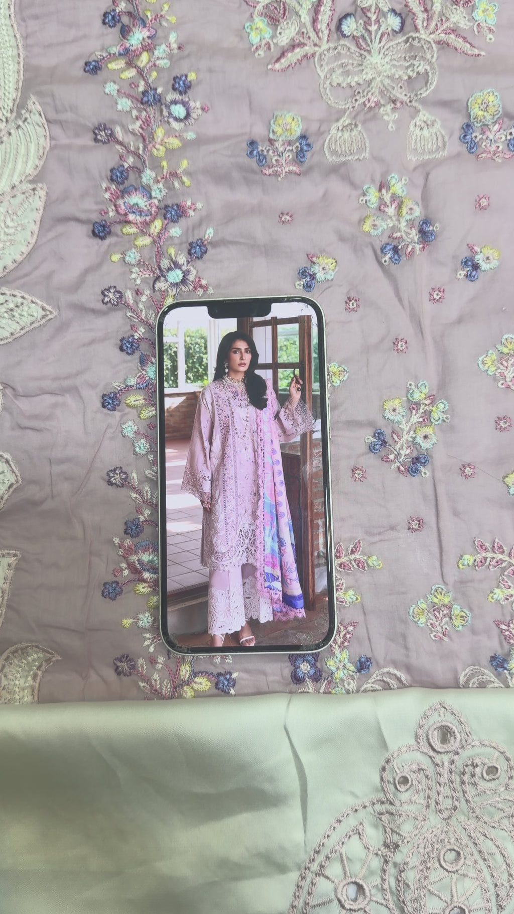Mushq A Moi Chikan Embroidered Lawn Unstitched 3Pc Suit - Opulent Whisper